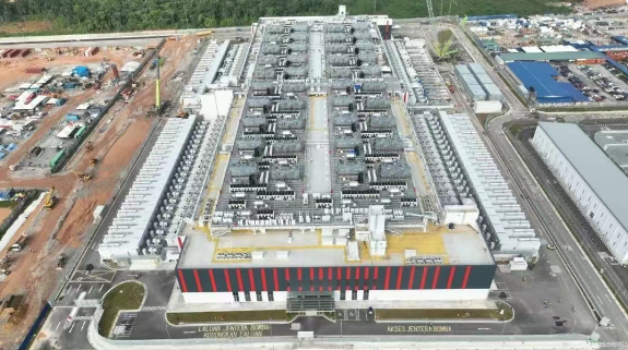  DayOne与INA获新加坡银行4.11亿美元贷款，将在巴淡岛建设三座数据中心